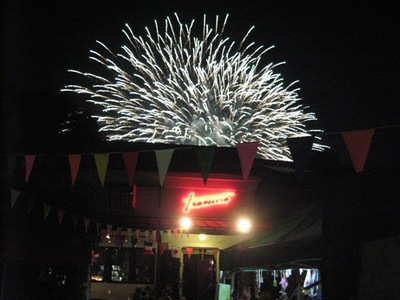 t.hanabi.jpg