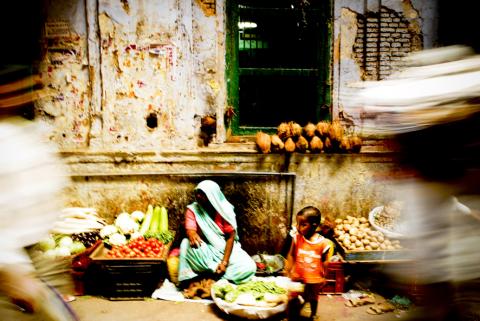 Kuni_Takanami_travel_india_kerala_localmarket.jpg