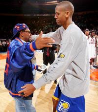 reggie-miller-spike-lee_convert_20100110195418.jpg