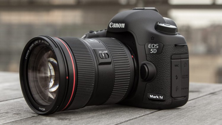 Canon-EOS-5D-Mark-IV-EF24-105mm-F4L-IS-II-USM-e1465479223373
